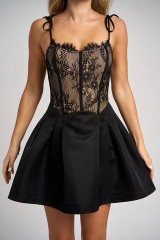 Schwarzes Peplum-Bustier - Minikleid aus Satin und Spitze - Streng limitiert